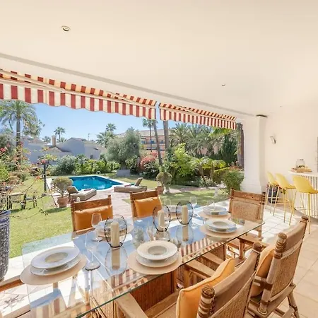 Mare By Kura Homes * Μαρμπέλλα