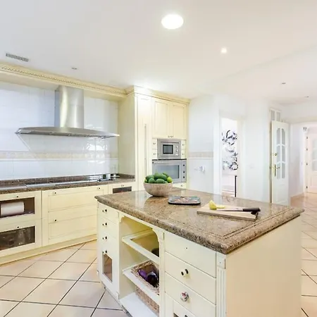 Villa Mare By Kura Homes Marbella