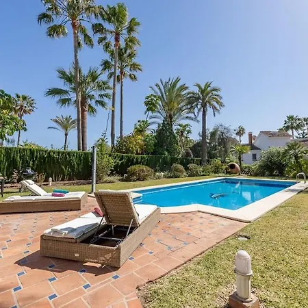 Mare By Kura Homes * Μαρμπέλλα