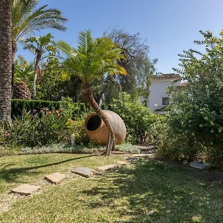 Mare By Kura Homes Villa Marbella